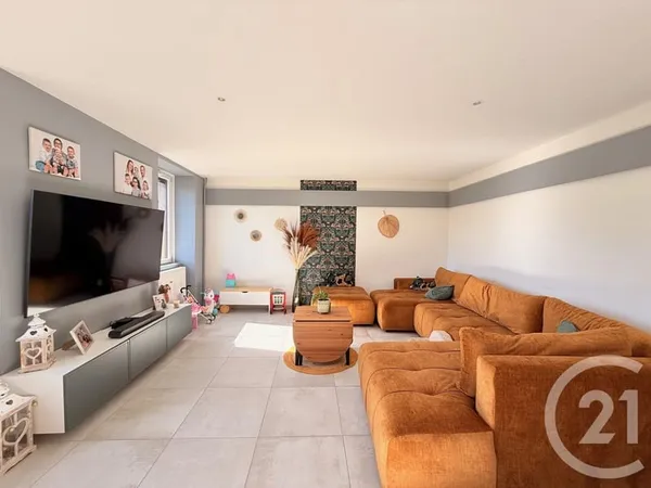 Maison 6 pièces 145 m²