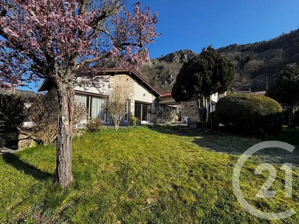 Maison 6 pièces 147 m²