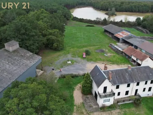 Maison 13 pièces 293 m²