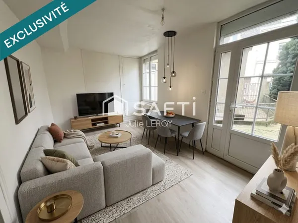Maison de bourg pleine de potentiel - 59 m² - Centre-ville