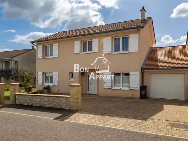 Maison individuelle de 150 m2, calme absolu, Sur SAINT PRIVA
