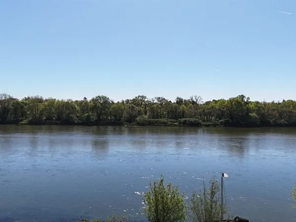 Maison vue Loire - Proximité du centre de Meung sur Loire