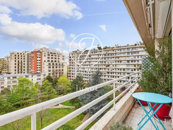 Paris 16e - JASMIN - Appartement à vendre - 5 pièces - 109,48m² Carrez - 3 chambres - Balcons.