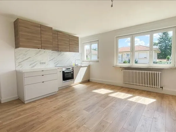 Appartement - RDC - 65 m2 - 3 pièces - Non meublé