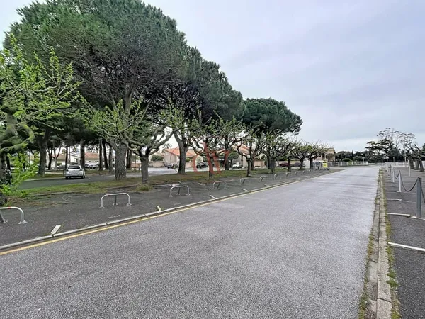SAINT-CYPRIEN (66) - PLACE DE PARKING - PORT