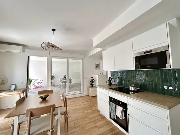 Marseille 13008 Prado - Appartement T2 dans résidence de