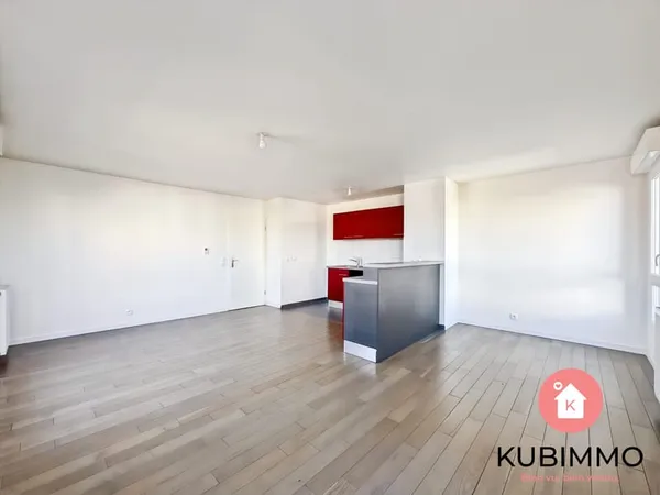 Appartement 3 pièces en dernier étage !