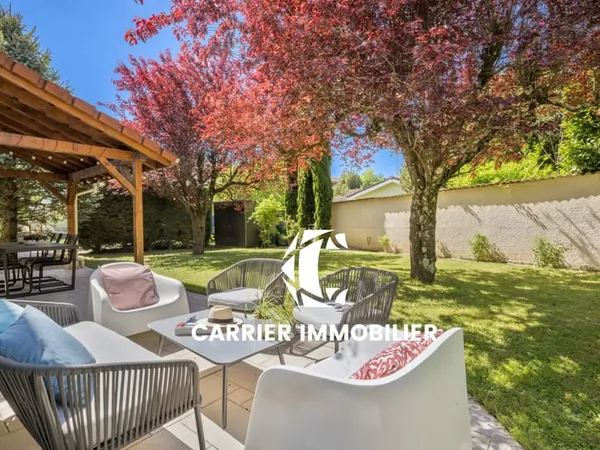 PROCHE HYPER CENTRE - GENAS | MAISON FAMILIALE AU CALME EN