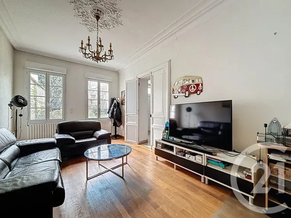 Maison 6 pièces 176 m²