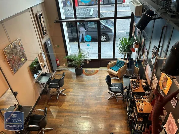 Local commercial 86 m²