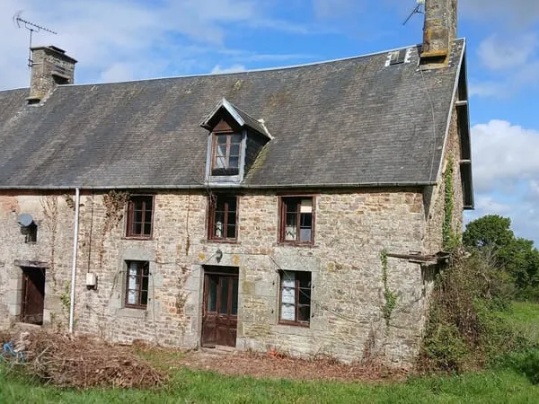 Maison de campagne à fort potentiel.