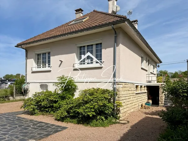 Maison 5 pièces de 94 m2 à Sens 89100