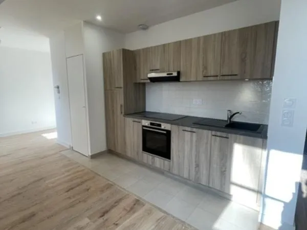 APPARTEMENT T1 BIS - SECLIN