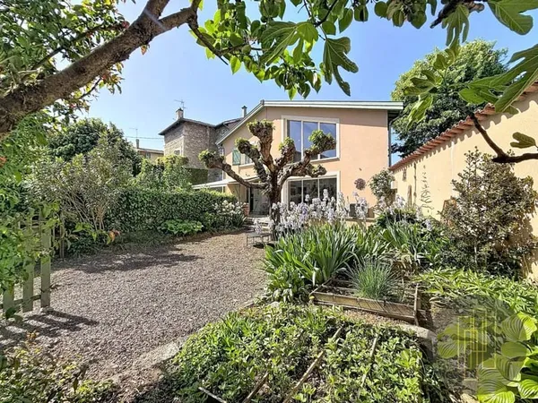 Exclusivité - ANSE Centre Village - Maison d'architecte 4 chambres, jardin, garage