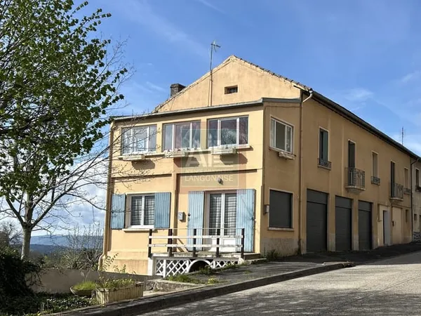 Immeuble de rapport à PRADELLES