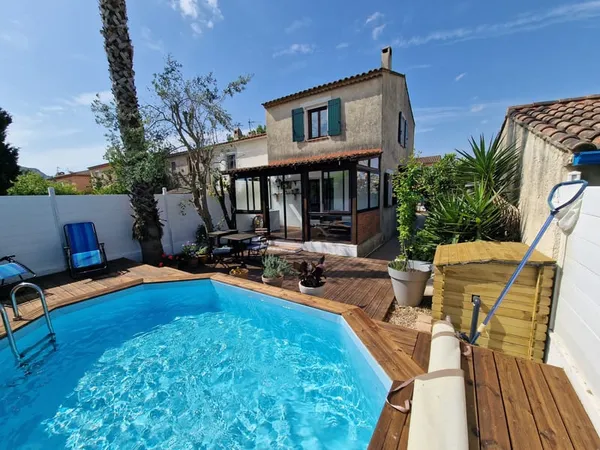 Maison à acheter pour famille avec 2 enfants à La Crau