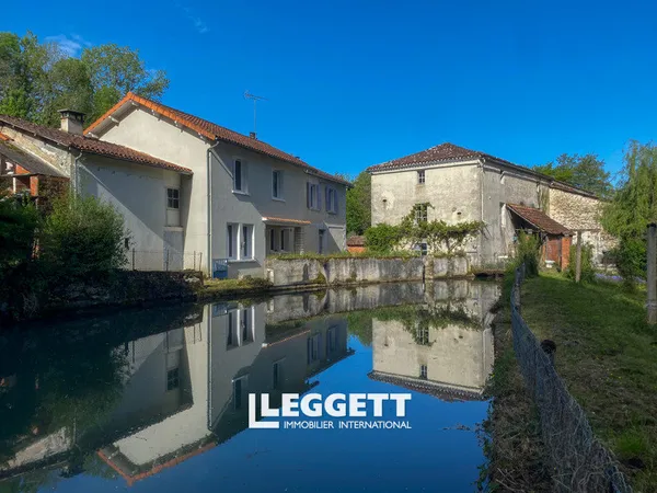Maison 7 pièces 196 m²