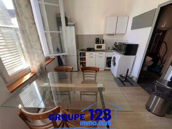 Appartement - 25,6 m2 - 1 pièce - Auxerre 89000 - Palais de