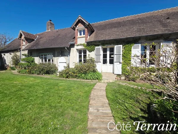 PONTHEVRARD, Belle longère d'environ 215m2