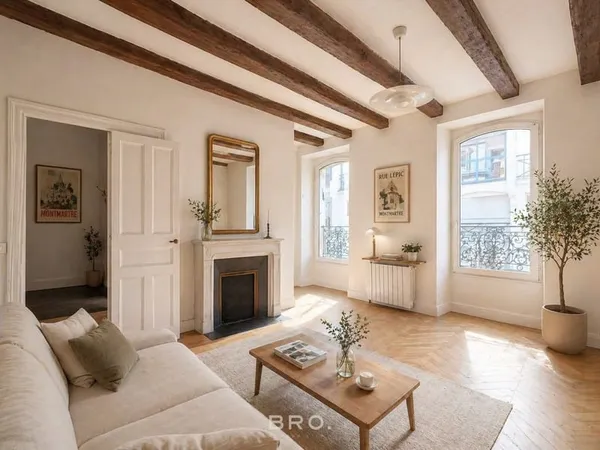 APPARTEMENT - DUPLEX - 3 PIÈCES - 48M2 - À RÉNOVER - VANNES