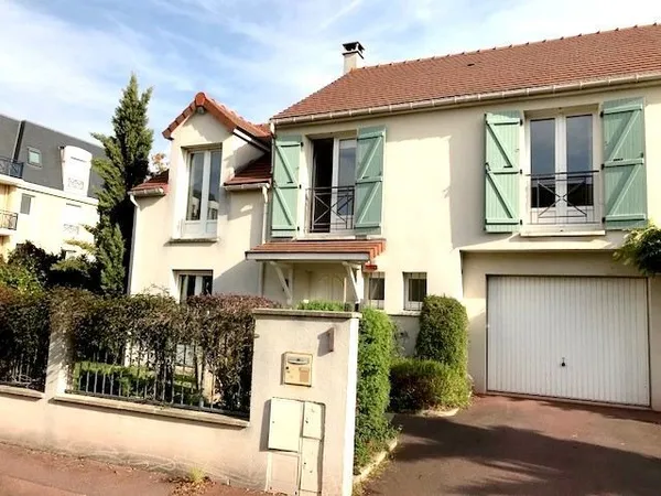 Maison Location Croissy-sur-Seine 4p 114m² 2600€