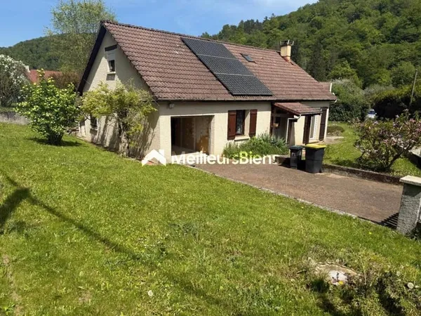 Maison au calme proche frontière suisse