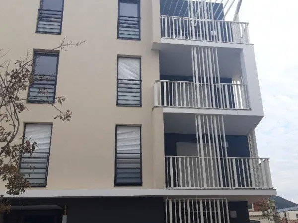 T2 avec balcon et parking à MARSEILLE