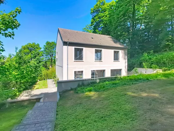 Maison Luzarches 5 pièce(s) 130 m2