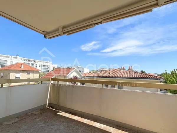 Appartement T3 - Royan Marché Central - Ascenseur - Garage