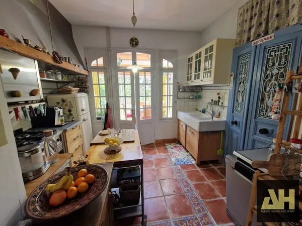 EXCLUSIVITÉ - ST MICHEL - CHARMANTE MAISON DE VILLE - 180 M2 - JOLI JARDIN CLOS - GARAGE
