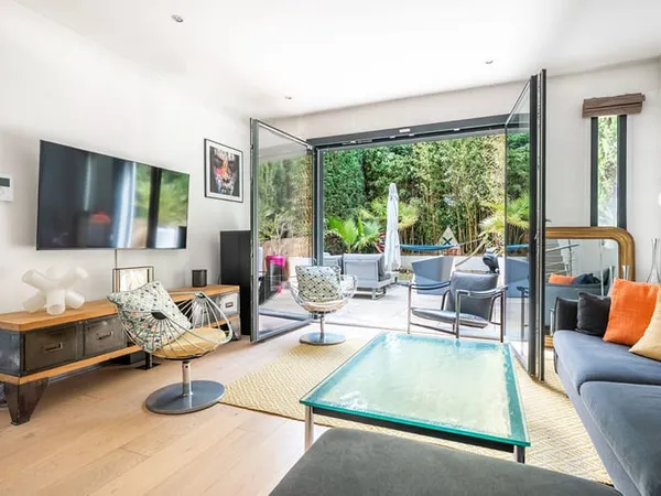 Maison de ville 5 pièces - 100 m2 avec jardin