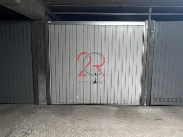Garage fermé