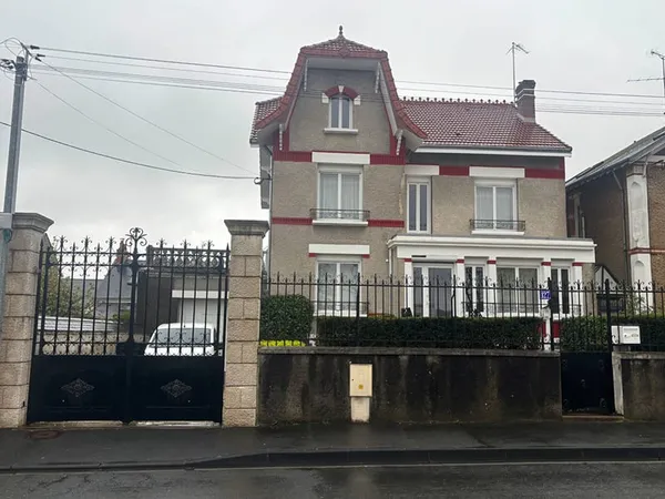 Villa Châteauroux T8, garage et jardin