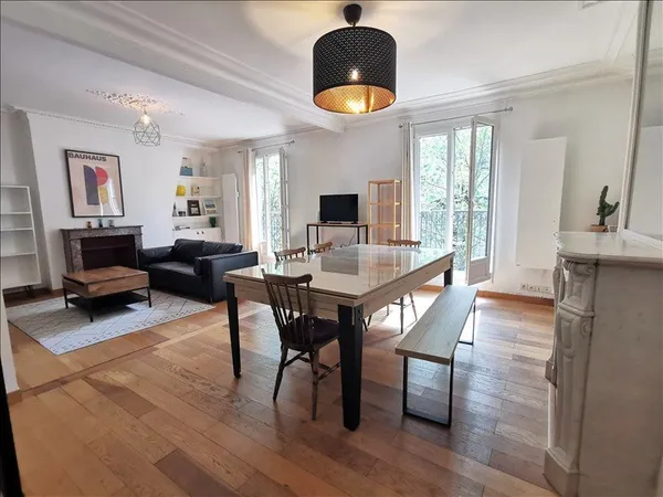 Appartement - 5ème étage - 75,06 m2 - 3 pièces - Meublé