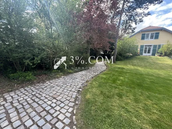 Maison de caractère de 1900 +Terrain 1300 m2 54300 Lunévill