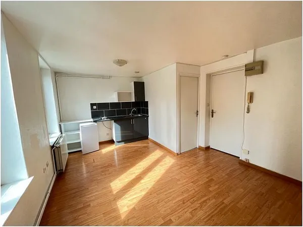 Appartement Location La Madeleine 2p 27m² 530€