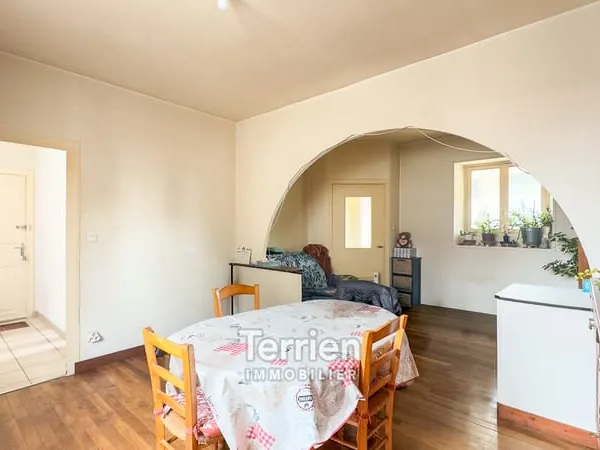 Appartement T3 avec véranda vendu loué