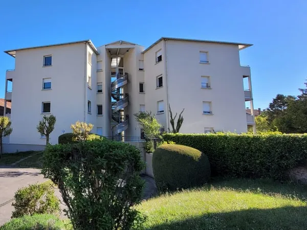 Appartement T3 de Standing avec ascenseur et parking.