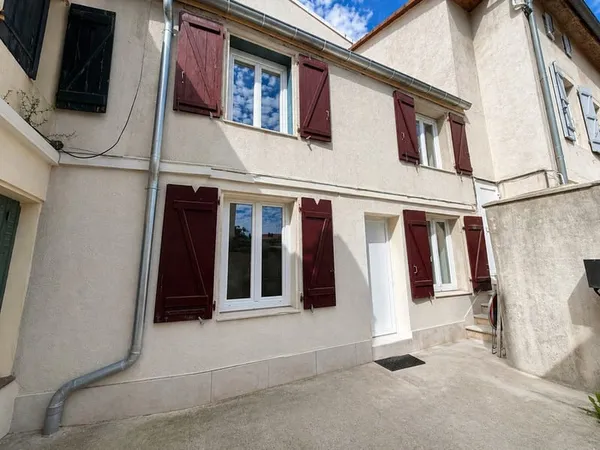 NANCY / FAUBOURG DES III MAISONS : JOLI STUDIO INTÉGRALEMENT