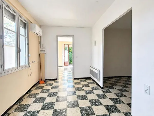 Appartement 2 pièces 64 m²