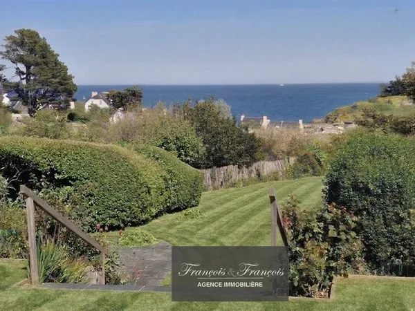 Maison jolie vue mer à Sauzon