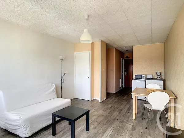 Appartement 1 pièce 27 m²