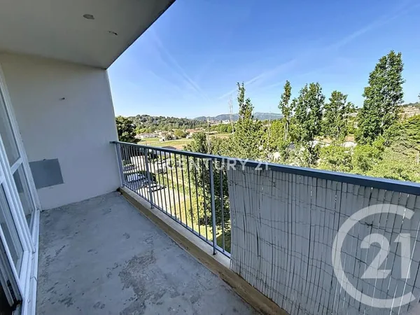 Studio 1 pièce 32 m²