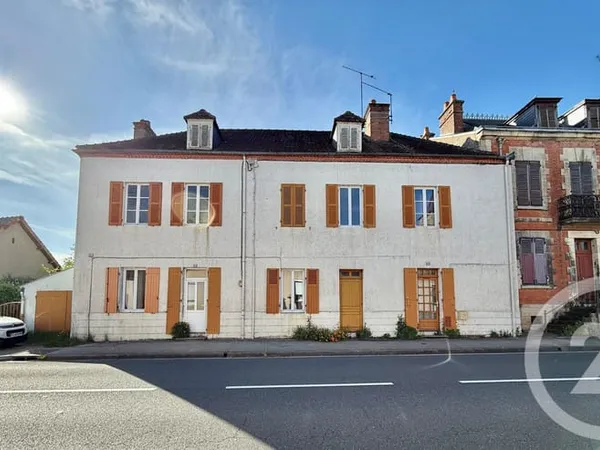 Maison 4 pièces 254 m²