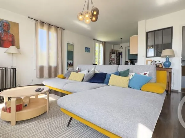 Appartement 6 pièces 103 m²
