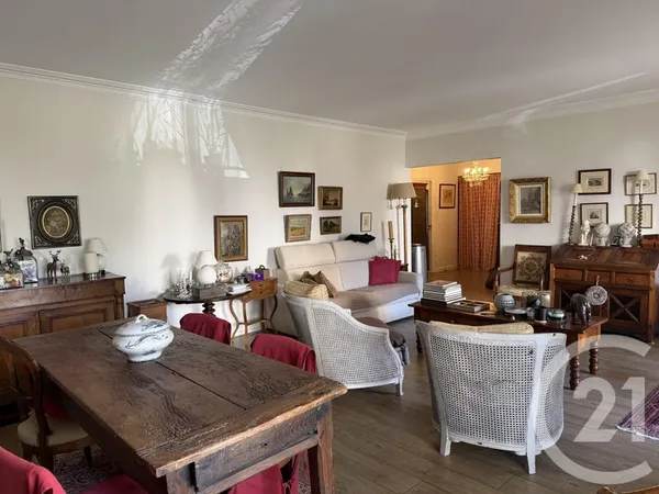 Appartement 4 pièces 91 m²