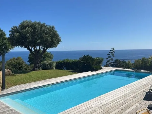 Maison 10 pièces 280 m²