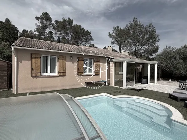 Le Thoronet, 3 chambres, position dominante, piscine