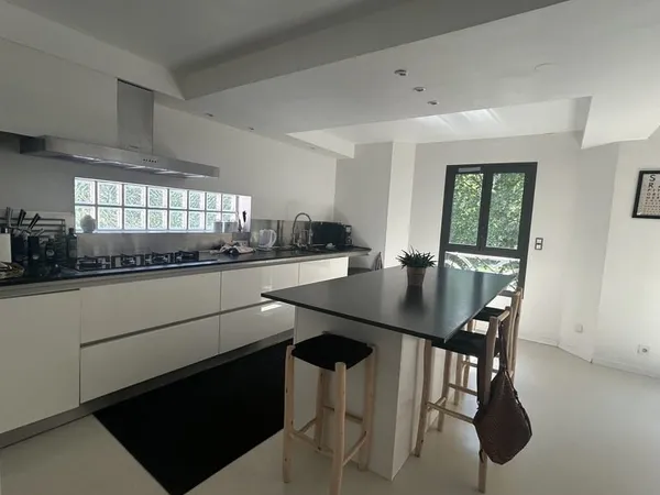 Perpignan square : location meublé duplex F6, terrasse, park
