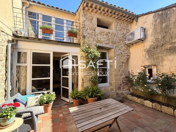 Coup de coeur au coeur du Luberon - Maison de village avec terrasses et salle voûtée